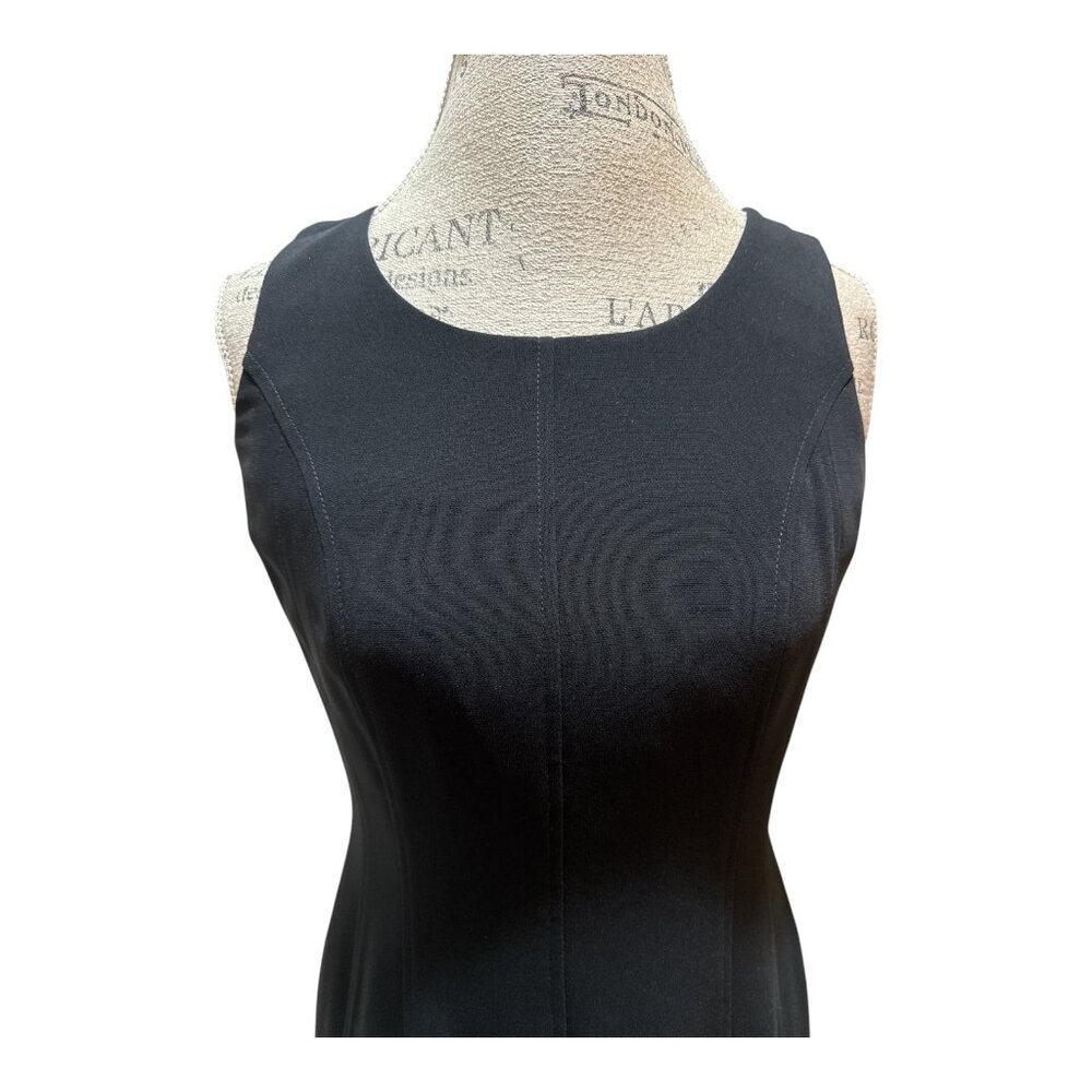 Petite Sophisticate Size 4P Black Sleeveless Round Neck Lined Sheath Dress - Picture 6 of 10